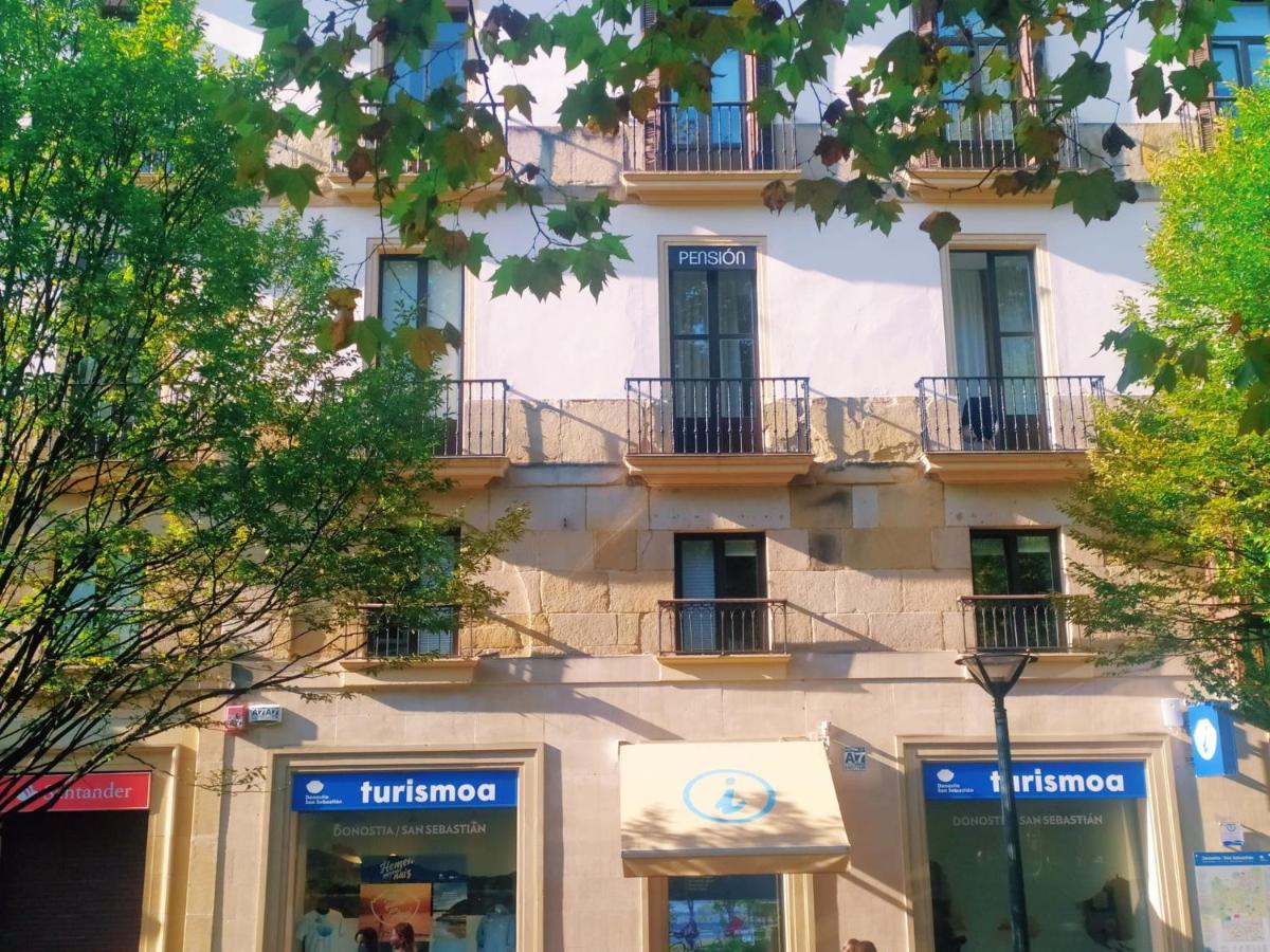 Pension Sarriegi San Sebastián Zewnętrze zdjęcie